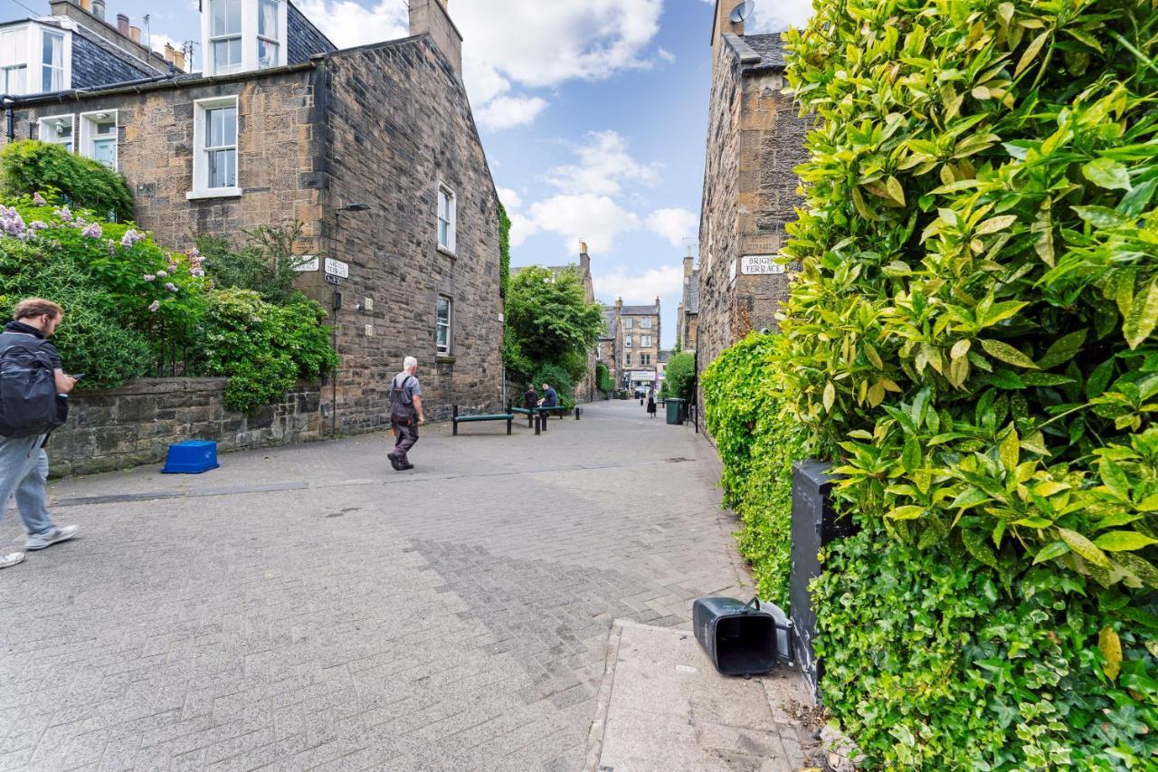 Cozy With Character Mclaren Westend Free Secure Parking Apartment EDI